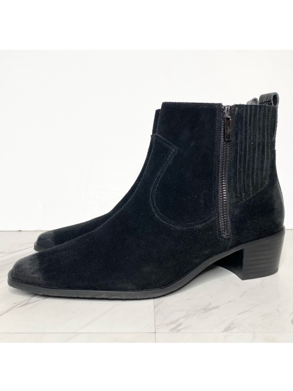 New! Donald Pliner Banks Black Suede Bootie 8